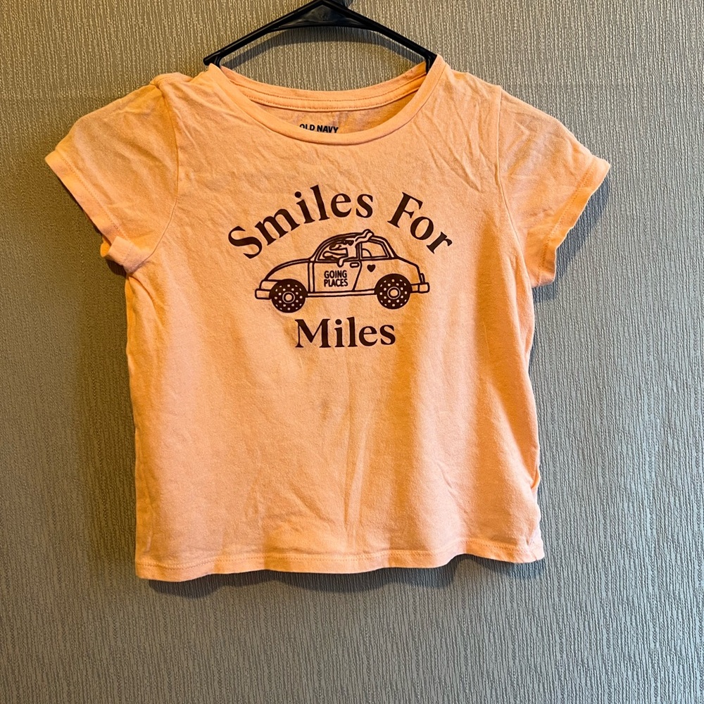 Old Navy Peach Crewneck Graphic Tee